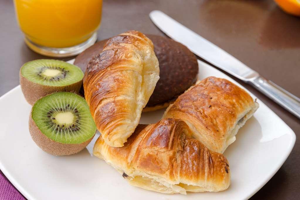 The Originals City, Hotel Le Village Provencal, Aix-En-Provence Nord Pertuis Amenities foto