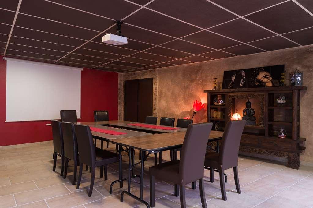The Originals City, Hotel Le Village Provencal, Aix-En-Provence Nord Pertuis Servizi foto
