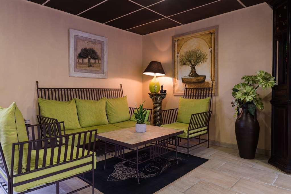 The Originals City, Hotel Le Village Provencal, Aix-En-Provence Nord Pertuis Servizi foto
