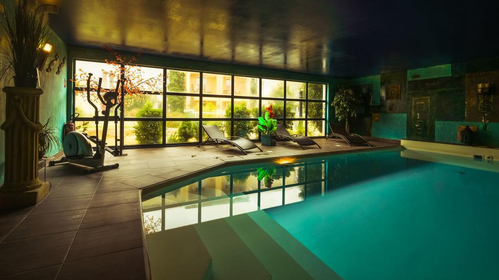 The Originals City, Hotel Le Village Provencal, Aix-En-Provence Nord Pertuis Esterno foto